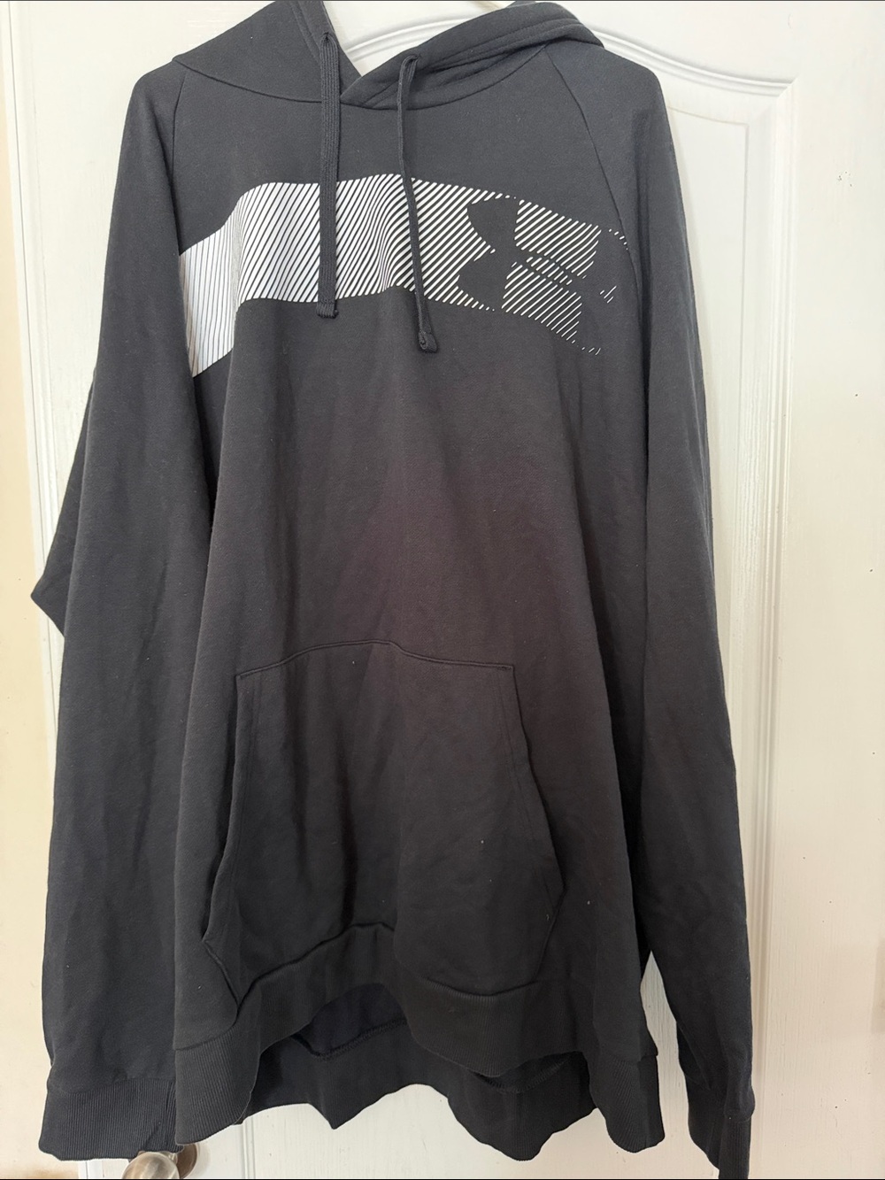 Under Armour Men’s Black Pullover Hoodie with White Logo-4X